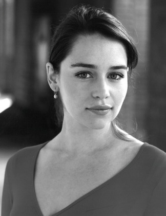 emilia-klark-324x420.jpg